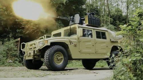 国产转管机枪发射视频,弹幕如雨，火力全开！